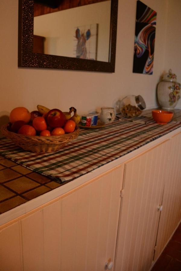 Les Noyers Aulnay Bed and Breakfast Aulnay  Exteriör bild