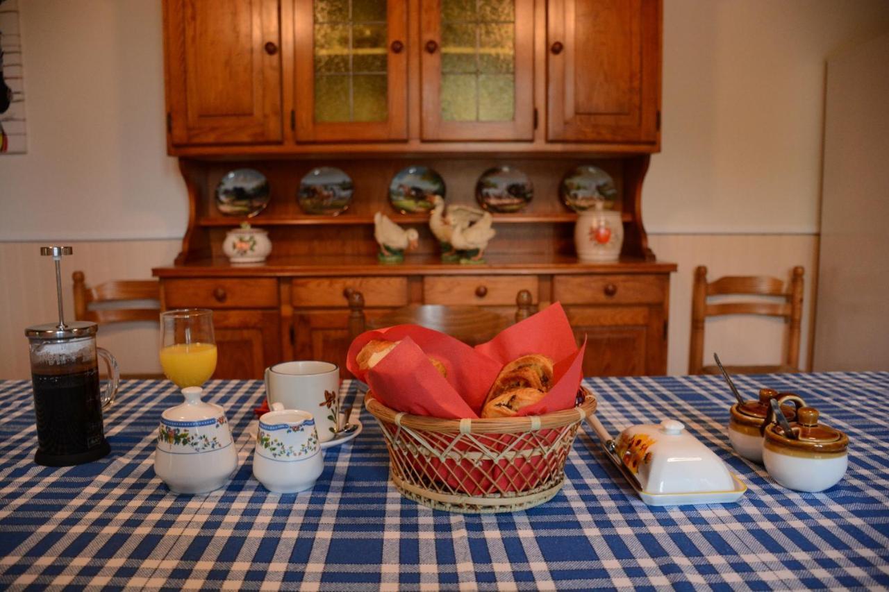 Les Noyers Aulnay Bed and Breakfast Aulnay  Exteriör bild